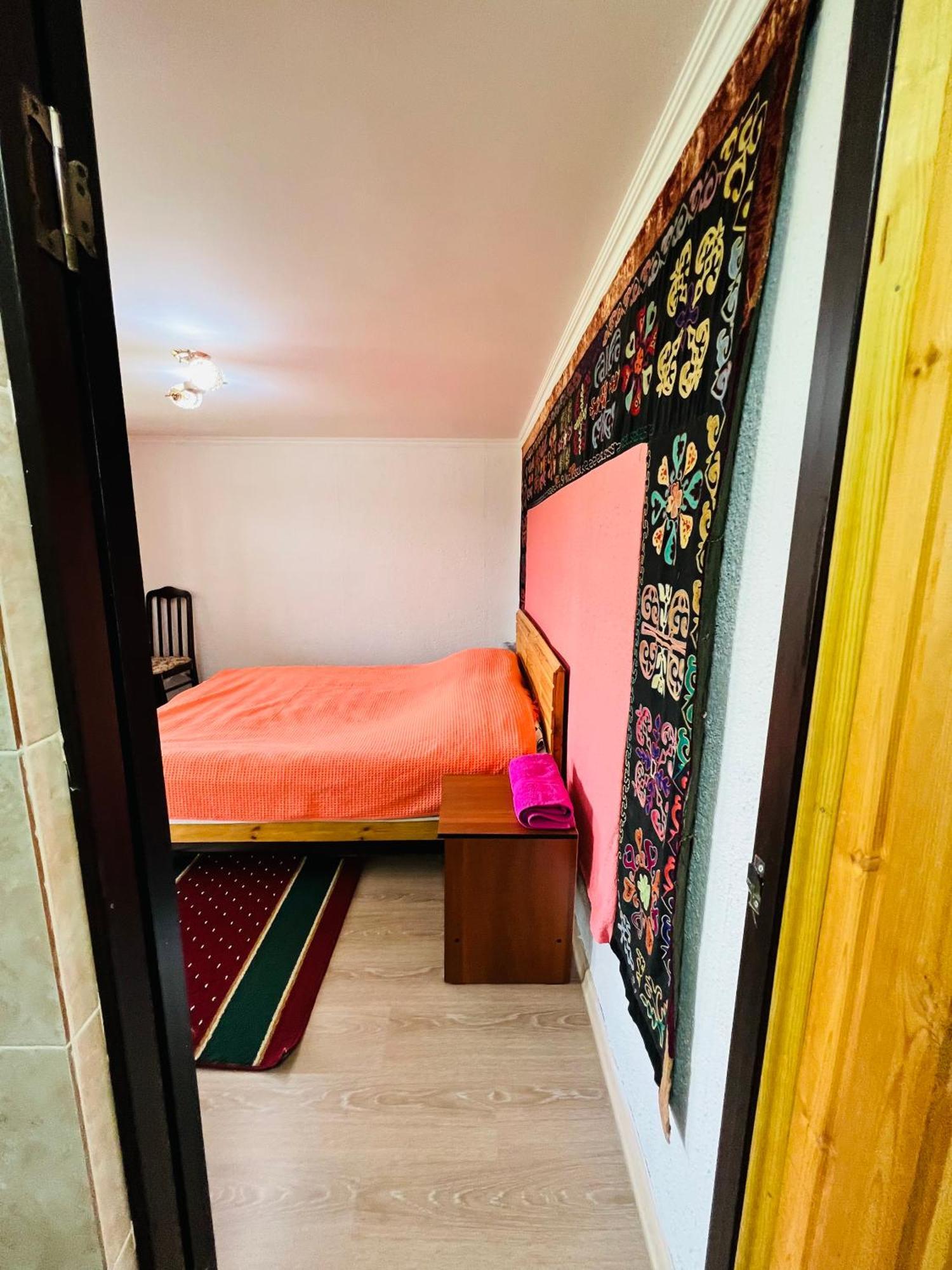 Guest House Kagan Toktogul Eksteriør bilde